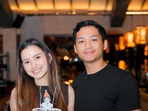Ultah ke-24, Sarah Menzel Dapat Kue Spesial dari Azriel Hermansyah
