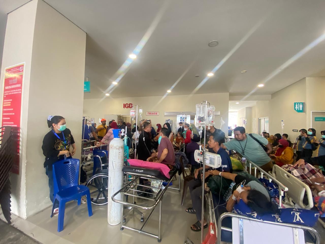 Upaya penanganan darurat korban luka pascagempabumi M 6,7 yang mengguncang wilayah Provinsi Sulawesi Tengah, Selasa (16/6). (Dok: BPBD Provinsi Sulawesi Tengah) Upaya penanganan darurat korban luka pascagempabumi M 6,7 yang mengguncang wilayah Provinsi Sulawesi Tengah, Selasa (16/6). (Dok: BPBD Provinsi Sulawesi Tengah)