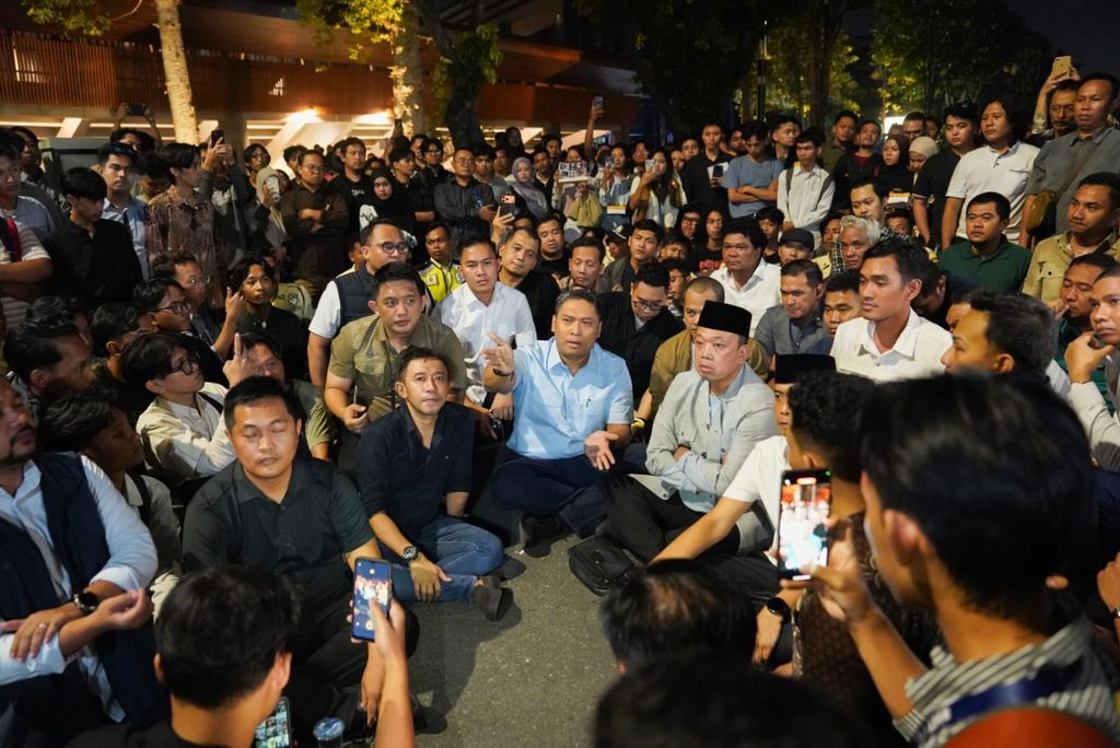 Wakil Menteri Pertanian (Wamentan) Sudaryono  dalam agenda diskusi di Gelanggang Inovasi dan Kreativitas (GIK) Universitas Gadjah Mada (UGM), Yogyakarta, yang berlangsung pada Senin, 15 Juni 2026. (Dok Kementan)