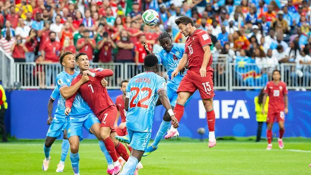 2282074073 HOUSTON, TEXAS - JUNE 14: Joao Neves #15 of Portugal heads the ball toward the goal during the FIFA World Cup 2026 Group K match between Germany and Curacao at Houston Stadium on June 14, 2026 in Houston, Texas. (Photo by Joe Buvid/ISI Photos/ISI Photos via Getty Images)