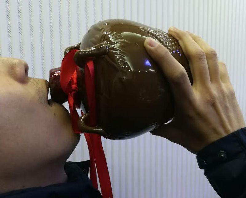 5 Fakta Alkohol China Kuno, Resepnya Terungkap dari Botol Berusia 2.500 Tahun