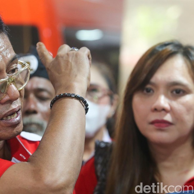 Eks Ketua BEM UGM Tiyo Diadukan ke Bareskrim soal Dugaan Hina Prabowo