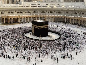 Hindari Jam Sibuk, Ini Waktu Terbaik Jemaah Umrah ke Masjidil Haram