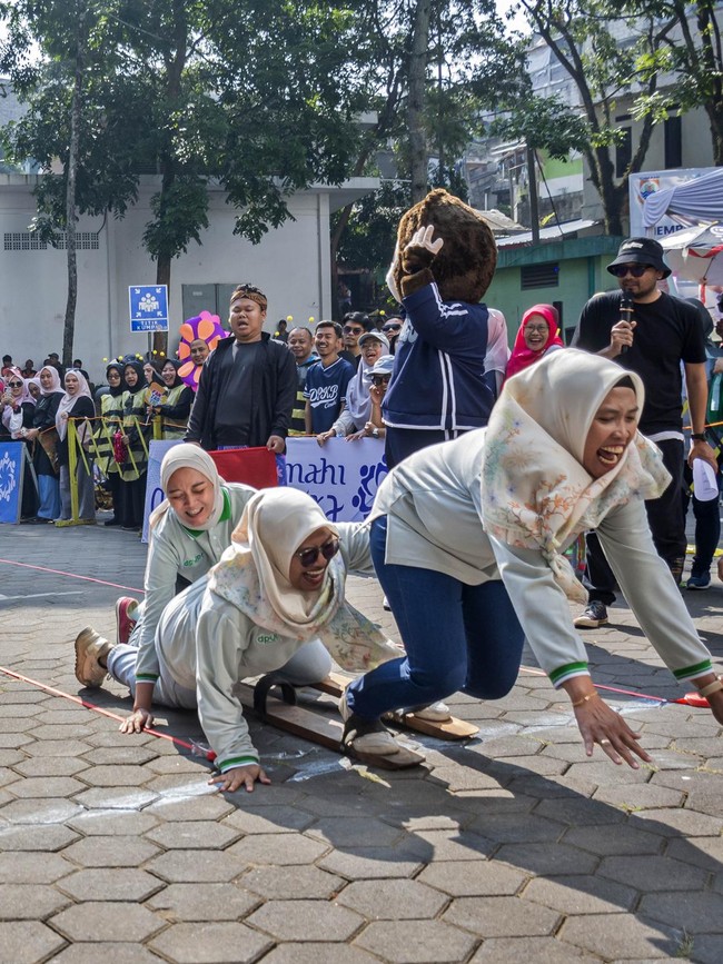 Festival Olahraga Tradisional Warnai HUT ke-25 Cimahi