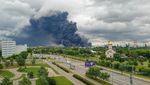 Kilang Minyak Rusia Terbakar Dihantam Serangan Terbesar Ukraina