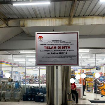 KPK sita 3 minimarket, salon, hingga rumah milik Fadia Arafiq di Semarang (dok istimewa)