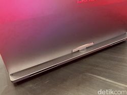 Unik! Laptop Lenovo Bisa Geleng-geleng Sendiri Ikuti Pengguna