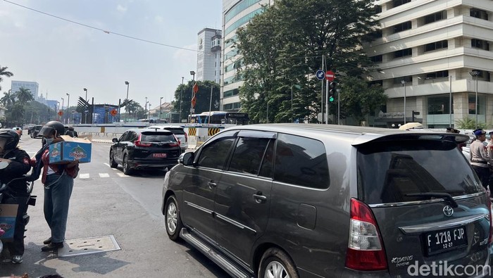 Massa demo di Kebon Sirih bubar, lalu lintas kembali normal (Adhfar Aulia Syuhada/detikcom)