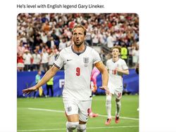 Euforia Inggris Libas Kroasia 4-2