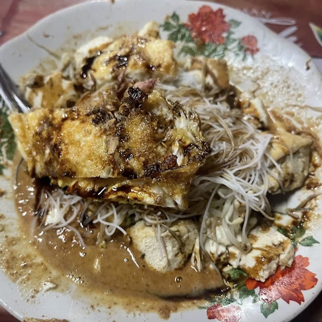 Nyamm! 10 Ketoprak Enak di Jakarta, Bumbu Kacangnya Medok