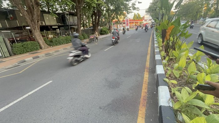 Lokasi TKP pelajar tewas dibacok saat Anniversary Persebaya ke-99 di kawasan Jalan Sumatra, Surabaya