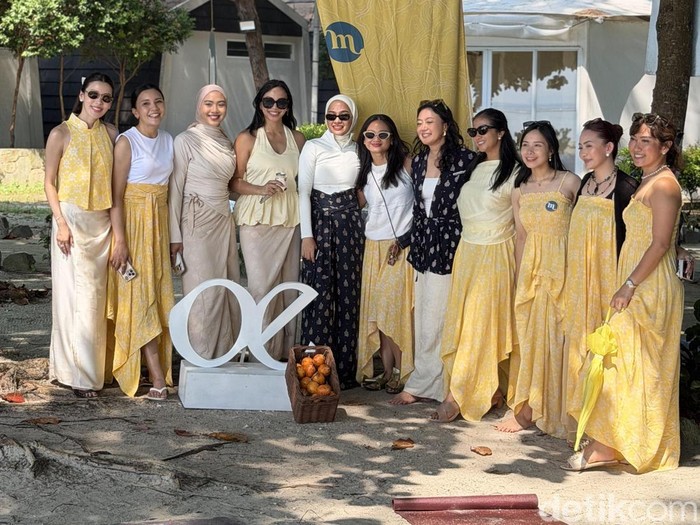 Peluncuran Koleksi OE di Asha Resort Kepulauan Seribu