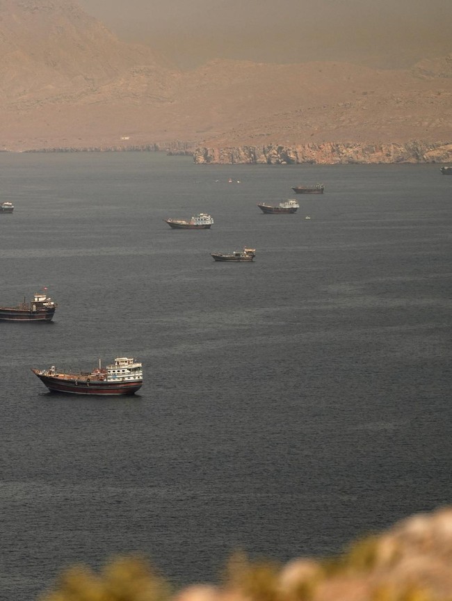 Perang AS-Iran Berakhir, Selat Hormuz Segera Dibuka
