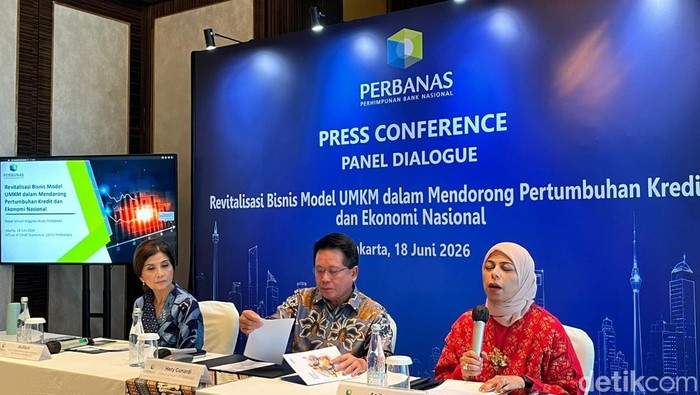 Revitalisasi Bisnis Model UMKM dalam Mendorong Pertumbuhan Kredit dan Ekonomi Nasional