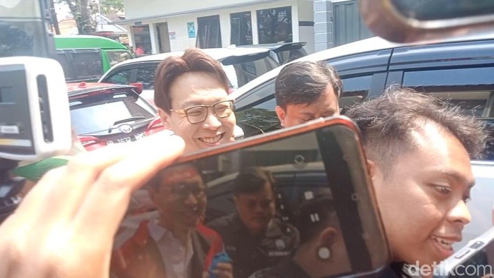 Richard Lee jalani sidang perdana di PN Tangerang