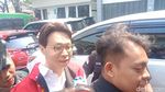 Senyum Richard Lee di Sidang Perdana Dugaan Pelangaran Perlindungan Konsumen