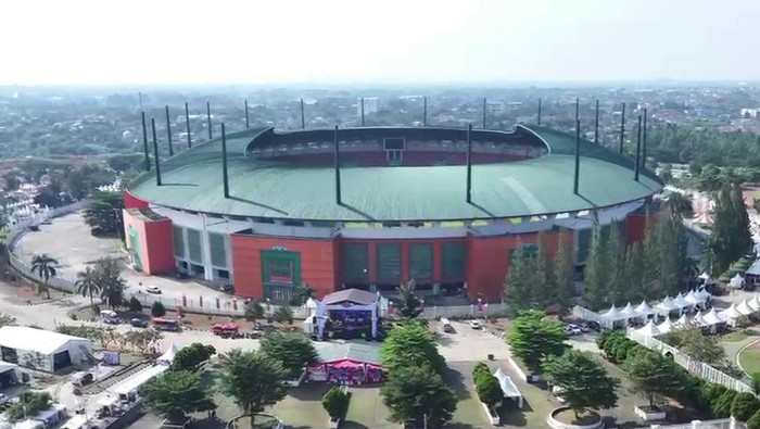 Stadion Pakansari, Cibinong, Kabupaten Bogor.