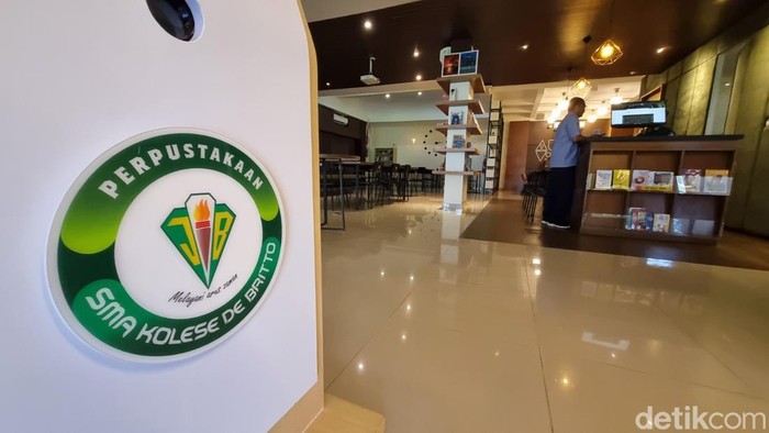 Suasana SMA Kolese De Britto di Demangan Baru, Caturtunggal, Depok, Sleman, Senin (15/6/2026).