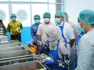 Cek Dapur MBG di Pekanbaru, Andre Rosiade Puji Pembenahan-Keterlibatan UMKM