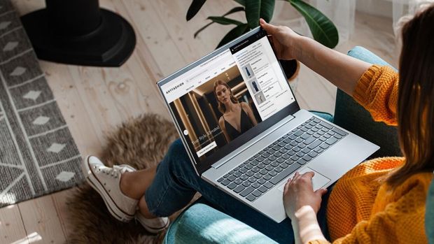 AI Mulai Gantikan Kolom Pencarian Saat Belanja Online