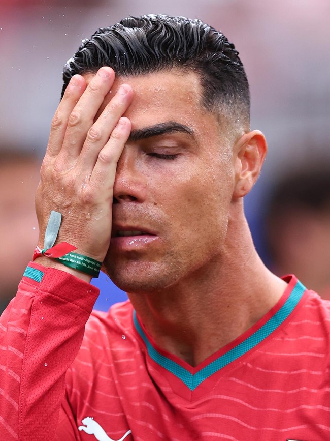 Sadar Nggak, Cristiano Ronaldo Sedang Puasa Gol Selama Ini