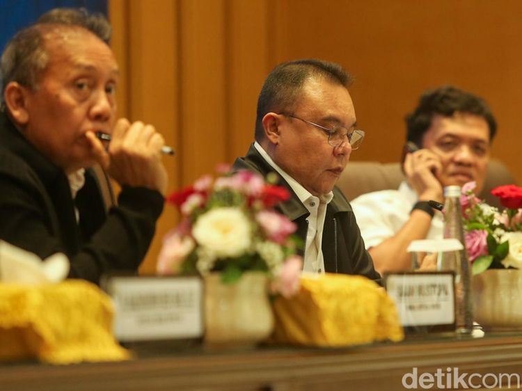 Dasco dkk Terima Audiensi Mahasiswa yang Demo Depan DPR