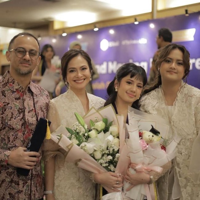 Ersa Mayori Bahagia Talullah Lulus SMA-Kuliah Sesuai Impian