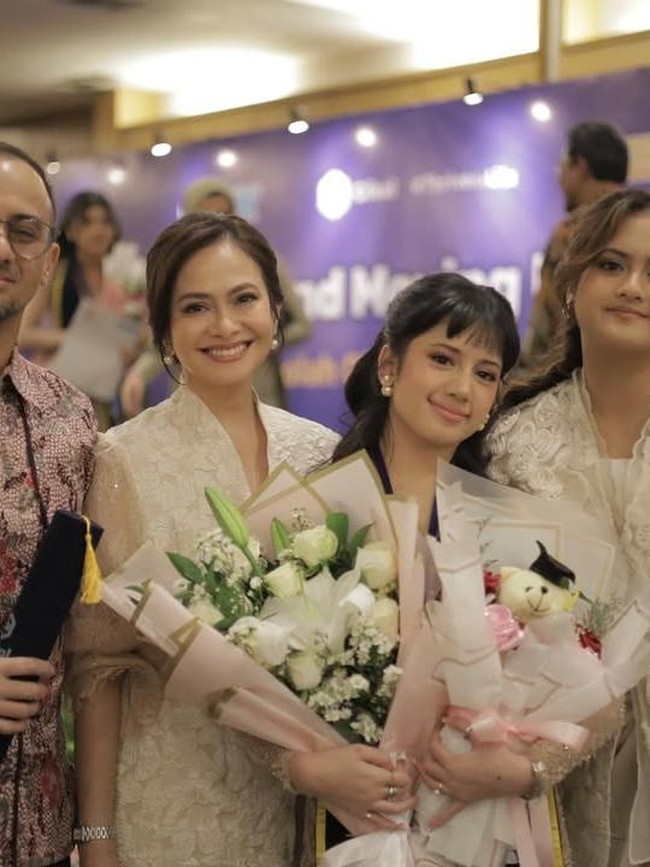 Ersa Mayori Bahagia Talullah Lulus SMA-Kuliah Sesuai Impian