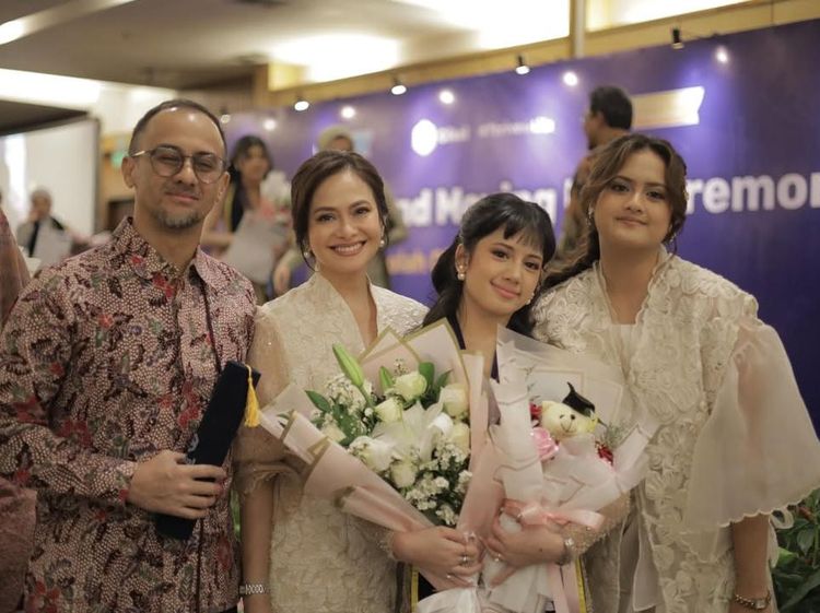 Ersa Mayori Bahagia Talullah Lulus SMA-Kuliah Sesuai Impian