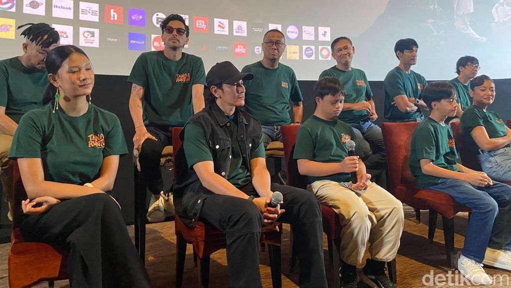 Kata Vino G Bastian Soal Aktor Down Syndrome di Film Tanah Runtuh Jadi Sorotan