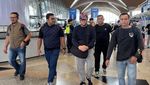 Potret Frans Anak Buah Fredy Pratama Dipulangkan Polri dari Malaysia Potret Frans Anak Buah Fredy Pratama Dipulangkan Polri dari Malaysia