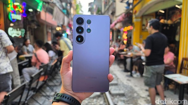 Samsung Galaxy S26 Ultra Jadi HP Android Paling Laris Sedunia
