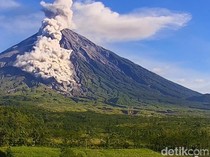 Gunung Semeru Erupsi Lagi, Wisata Bromo Tetap Dibuka