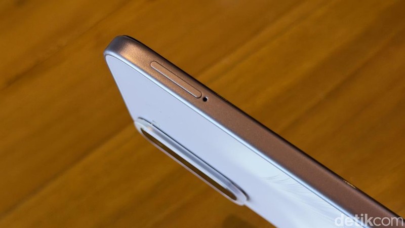 Infinix Hot 70