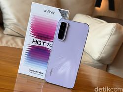 Unboxing Infinix Hot 70, HP Baterai 6.000 mAh Harga Rp 2 Jutaan