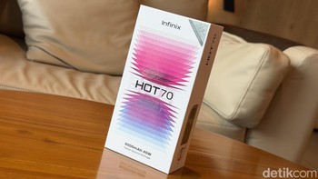 Infinix Hot 70 resmi meluncur di Indonesia dengan mengandalkan baterai jumbo 6.000 mAh dan harga mulai Rp 2 jutaan. Foto: Adi FR/detikINET