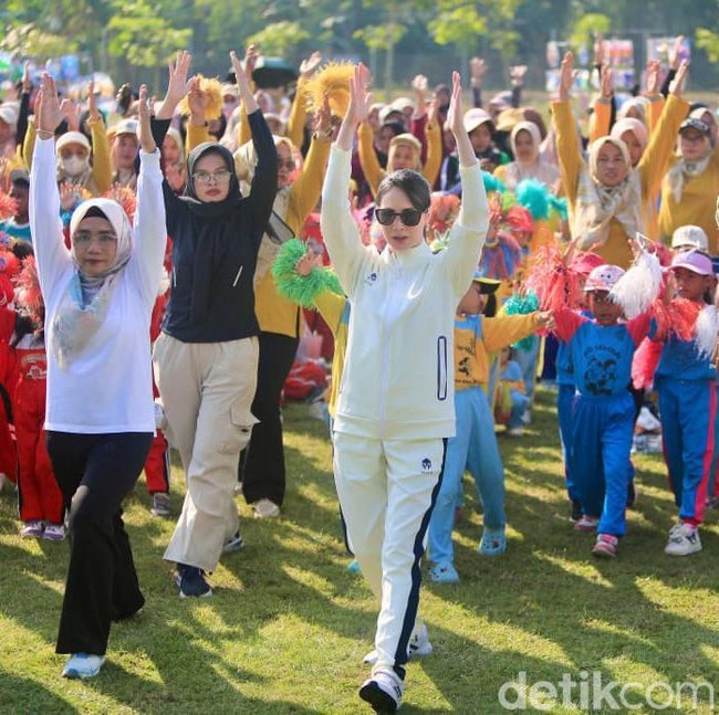 Arumi Bachsin Buka Gerakan 7 Kebiasaan Anak Hebat Indonesia