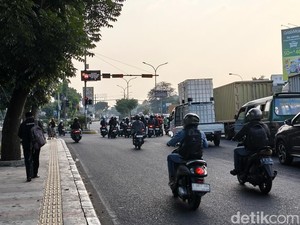 Atasi Jalan Gelap, Pemprov Jabar Bangun PJU di Soekarno-Hatta Bandung