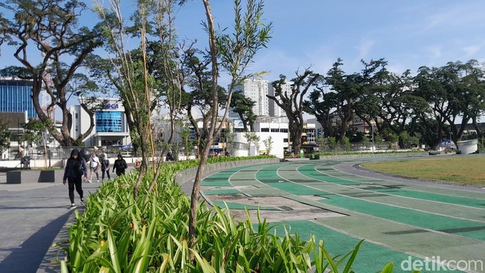 Kondisi trek lari Lapangan Merdeka Medan.