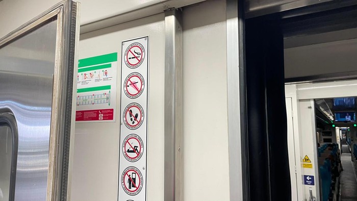 Larangan merokok di kereta api