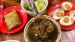 Slurpp! Coto Makassar dan Rawon Berbumbu Lekoh Kini Hadir di Jaksel