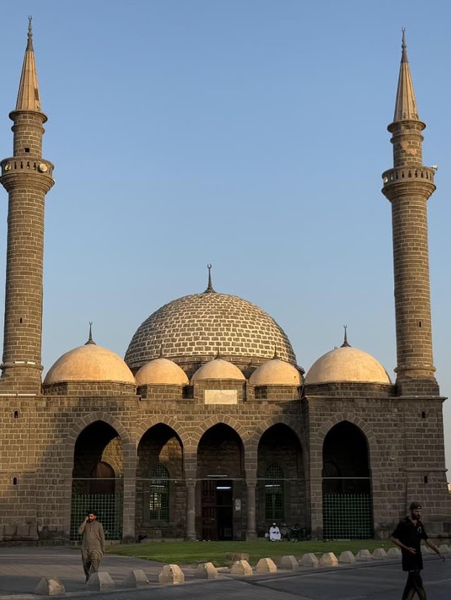 Hidden Gem Masjid Turki Utsmani di Madinah