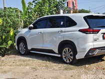 Walkot Solo Tinggalkan Mobil Dinas di Lokasi Pembangunan Gereja Mojo, Ada Apa?