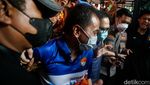 Momen Roy Suryo-dr Tifa Dibawa ke RS Polri untuk Cek Kesehatan