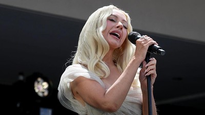 Bikin Pangling! Wajah Christina Aguilera di Acara Obama Disebut Berubah