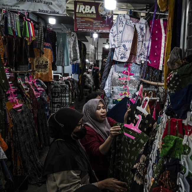 Potret Denyut UMKM di Pasar Johar Semarang