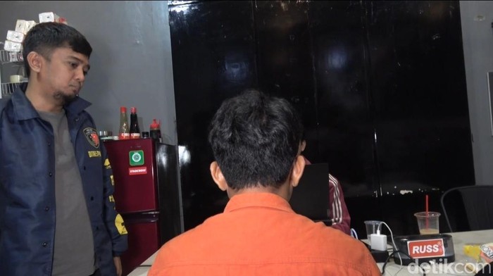 Pria pamer kelamin ke bocah perempuan di Makassar ditangkap polisi.
