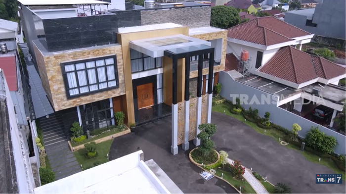 Rumah dr. Richard Lee di Palembang