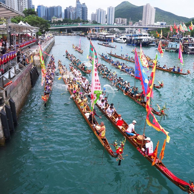 Semangat Tradisi dalam Festival Perahu Naga Hong Kong