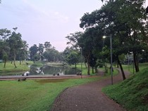 Potret Taman Cempaka, Oase Hijau buat Berakhir Pekan di Jakarta Timur